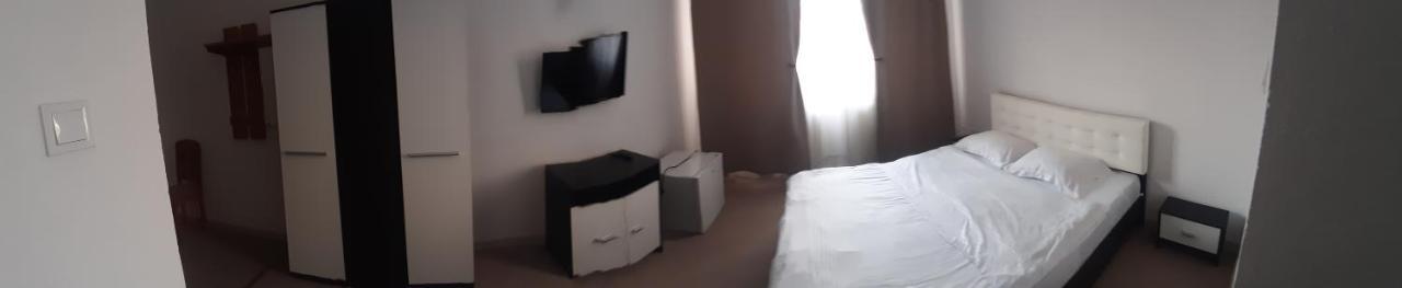 Casablanca Hostel Κραϊόβα Εξωτερικό φωτογραφία