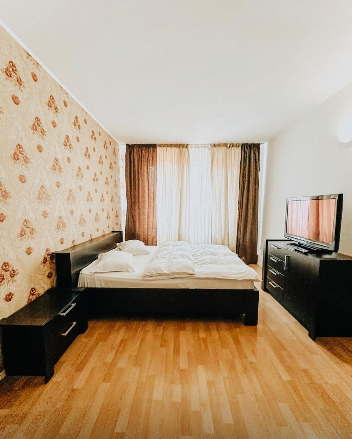Casablanca Hostel Κραϊόβα Εξωτερικό φωτογραφία